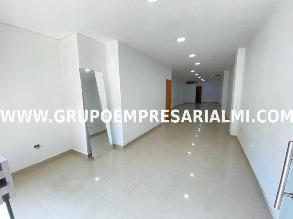 HERMOSO LOCAL EN ARRIENDO - SECTOR LA BARQUEREÑA COD: 30662 - 2