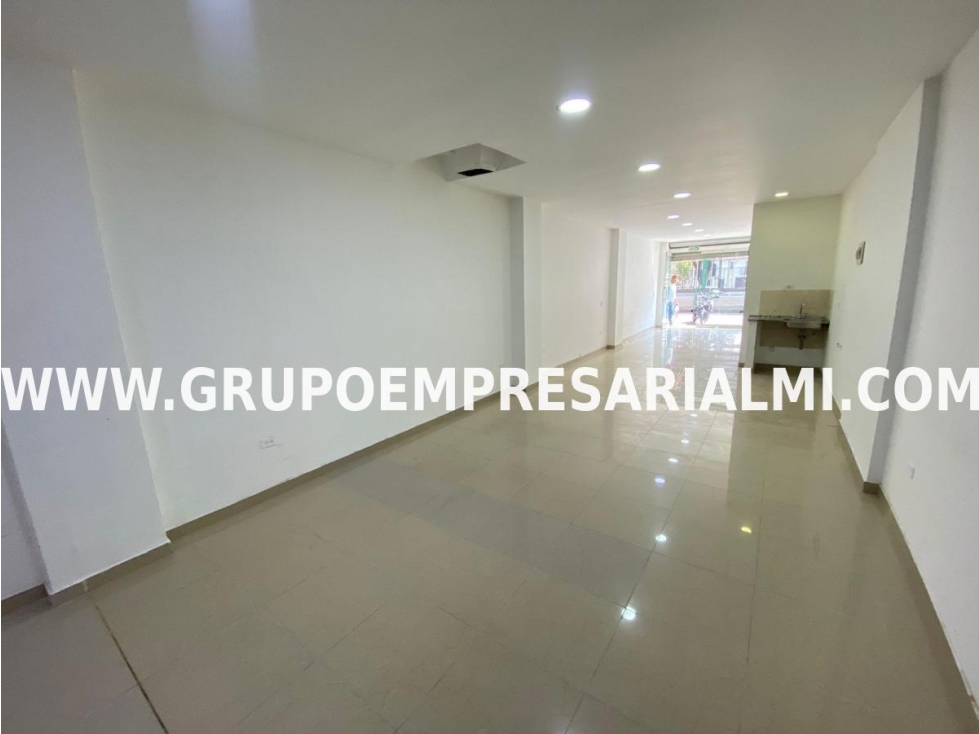 HERMOSO LOCAL EN ARRIENDO - SECTOR LA BARQUEREÑA COD: 30662 - 3