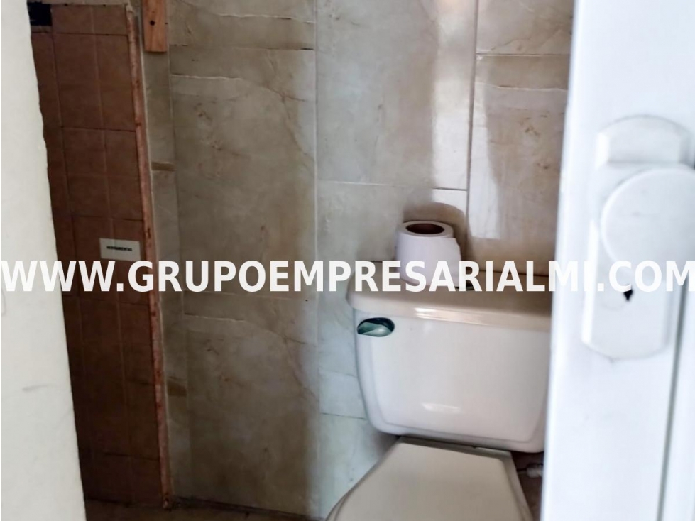 HERMOSO LOCAL EN ARRIENDO - SECTOR LA PAZ COD: 31584 - 4
