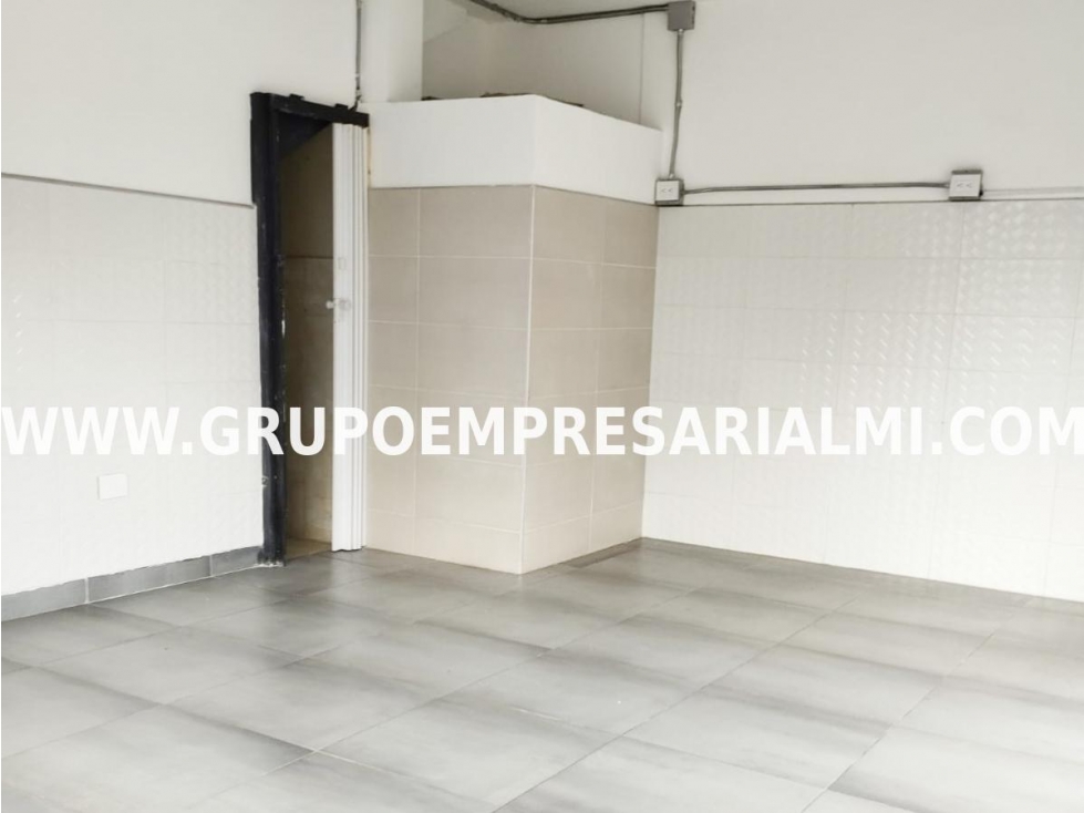 HERMOSO LOCAL EN ARRIENDO - SECTOR LA PAZ COD: 31584 - 2