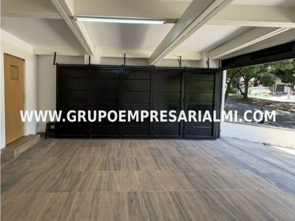 HERMOSO LOCAL EN ARRIENDO - SECTOR SIMÓN BOLÍVAR COD: 31842 — foto 3