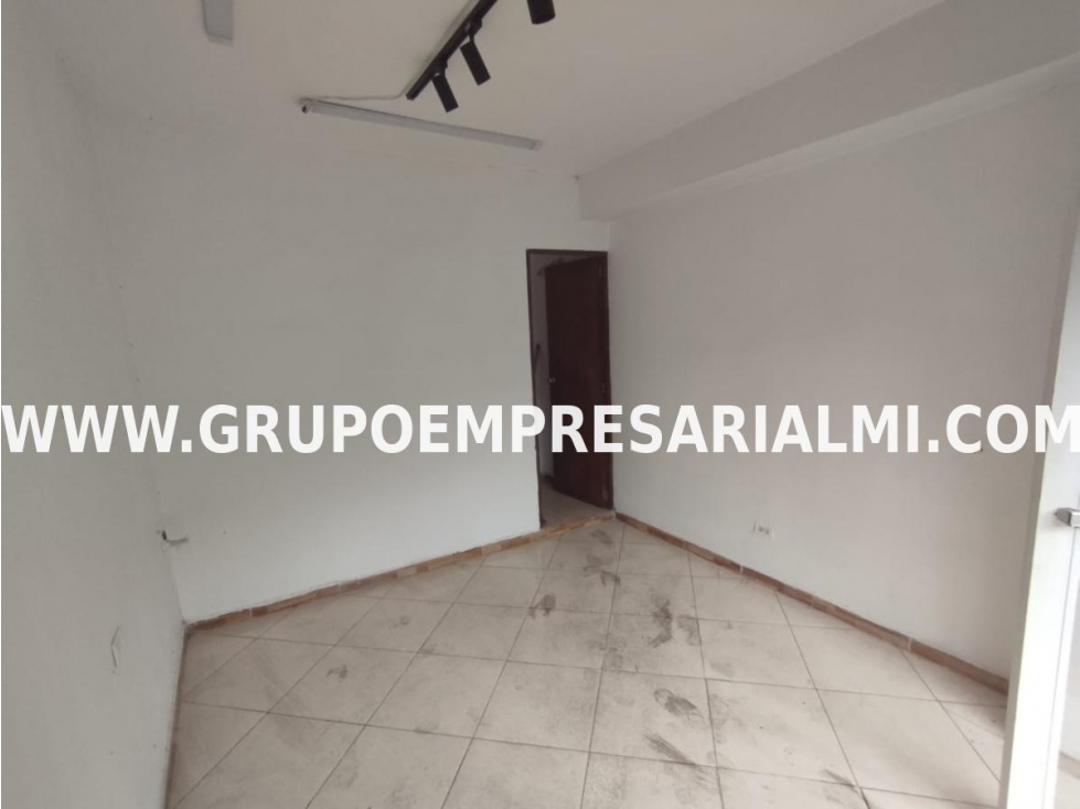 HERMOSO LOCAL EN VENTA - SECTOR LA CANDELARIA COD: 32013 — foto 4