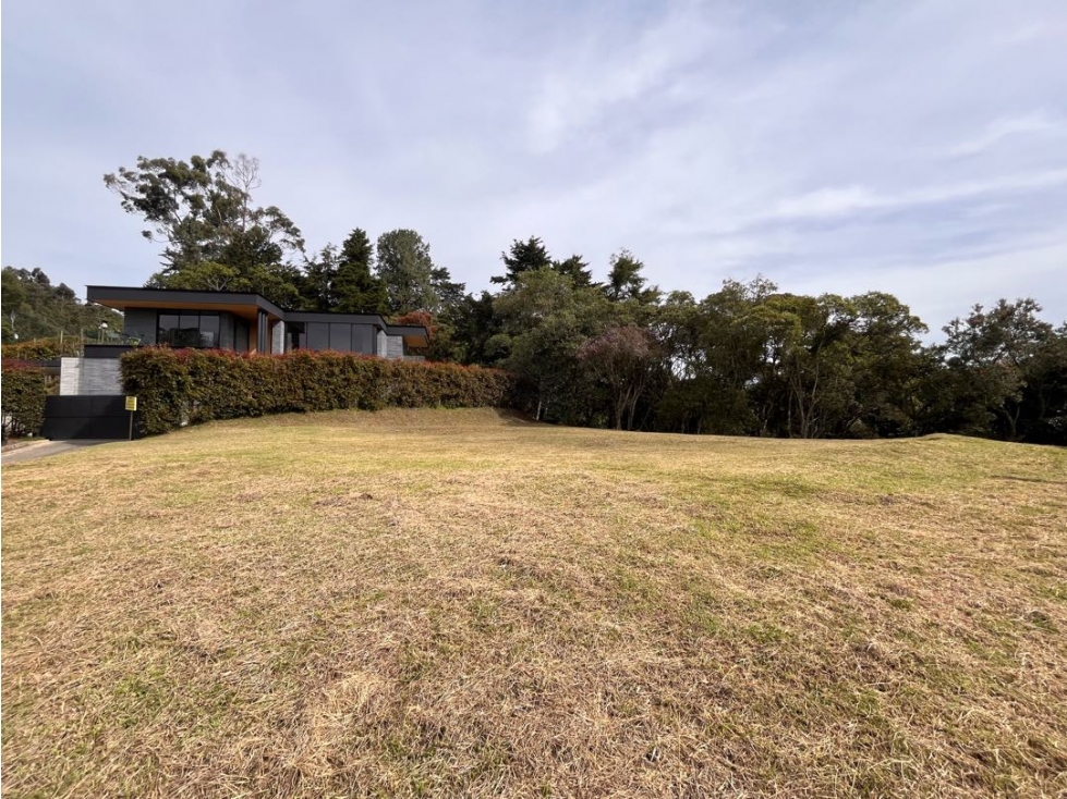 VENTA DE LOTE EN ENVIGADO SECTOR VARIANTE DE PALMAS EN UNIDAD CERRADA — foto 4