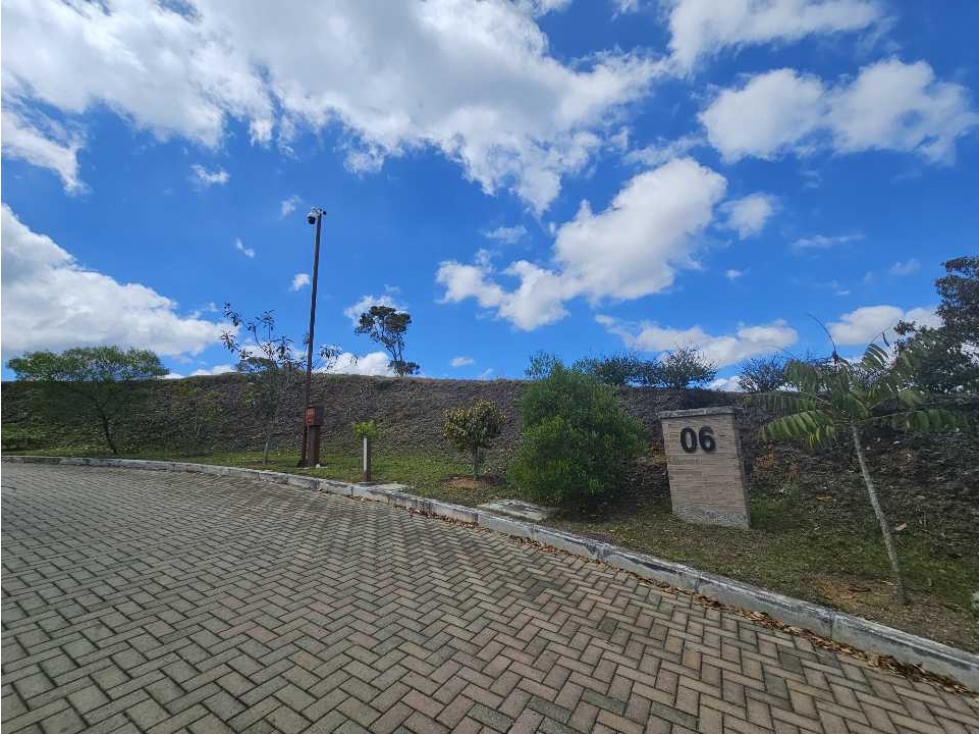 Hermoso lote corredor San Antonio - La ceja