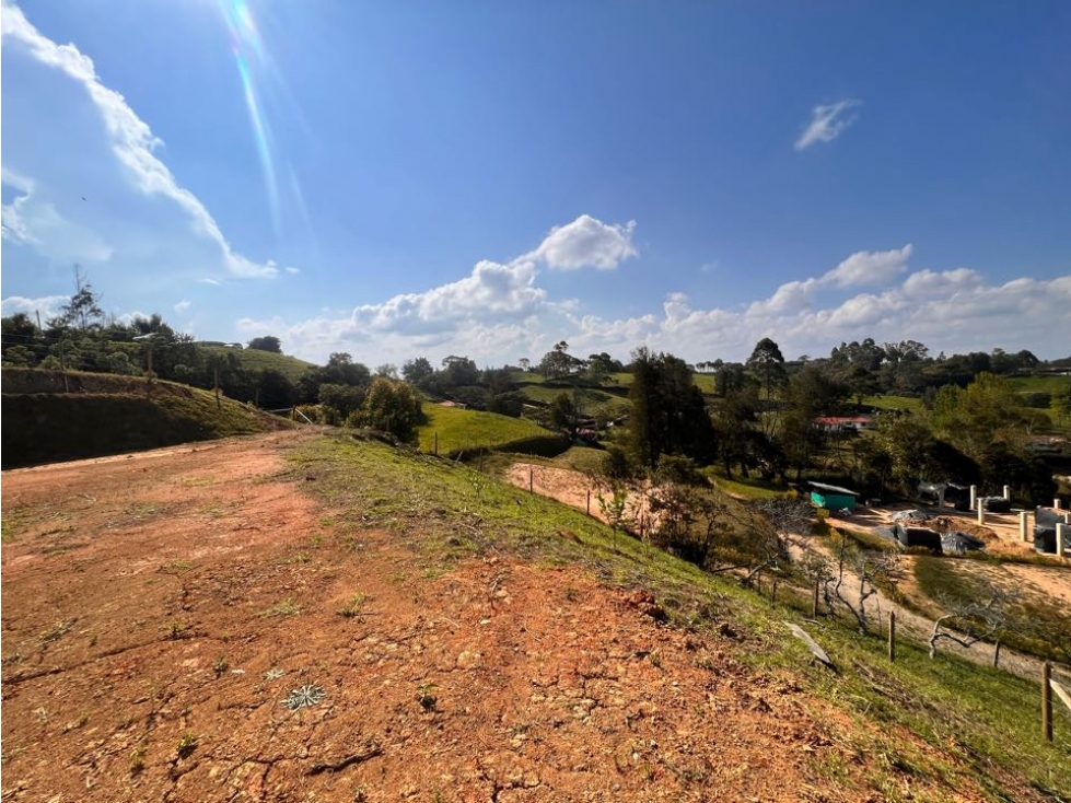 OPORTUNIDAD LINDO LOTE EN VENTA EN LA VEREDA QUIRAMA - CARMEN VIB — foto 4