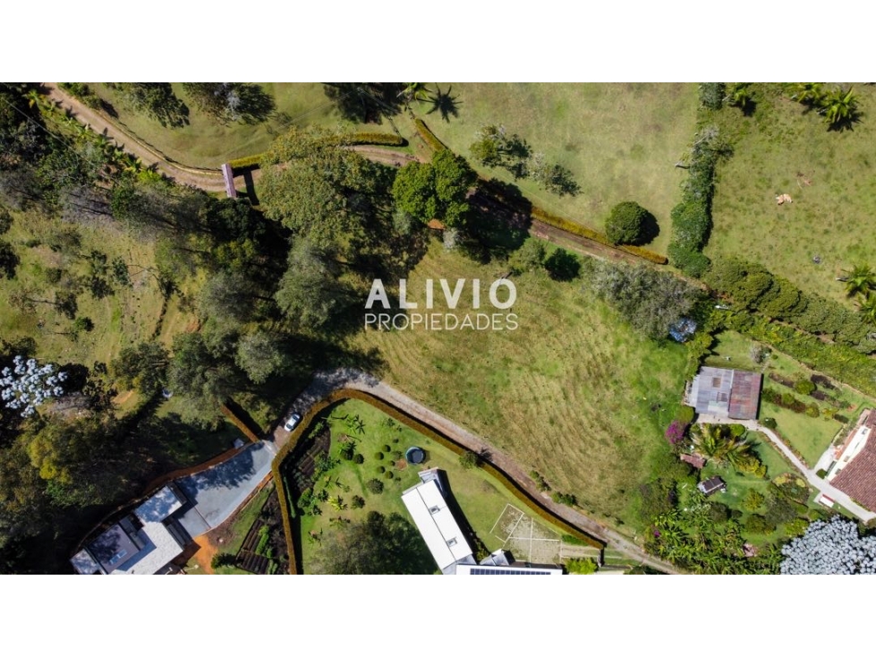 Hermoso Lote en el Retiro. - 4