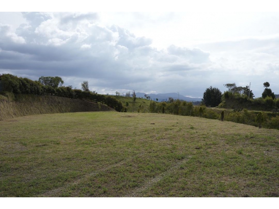 HERMOSO LOTE EN EL RETIRO UBICADO EN LA MEJOR PARCELACIÓN DEL ORIENTE — foto 5