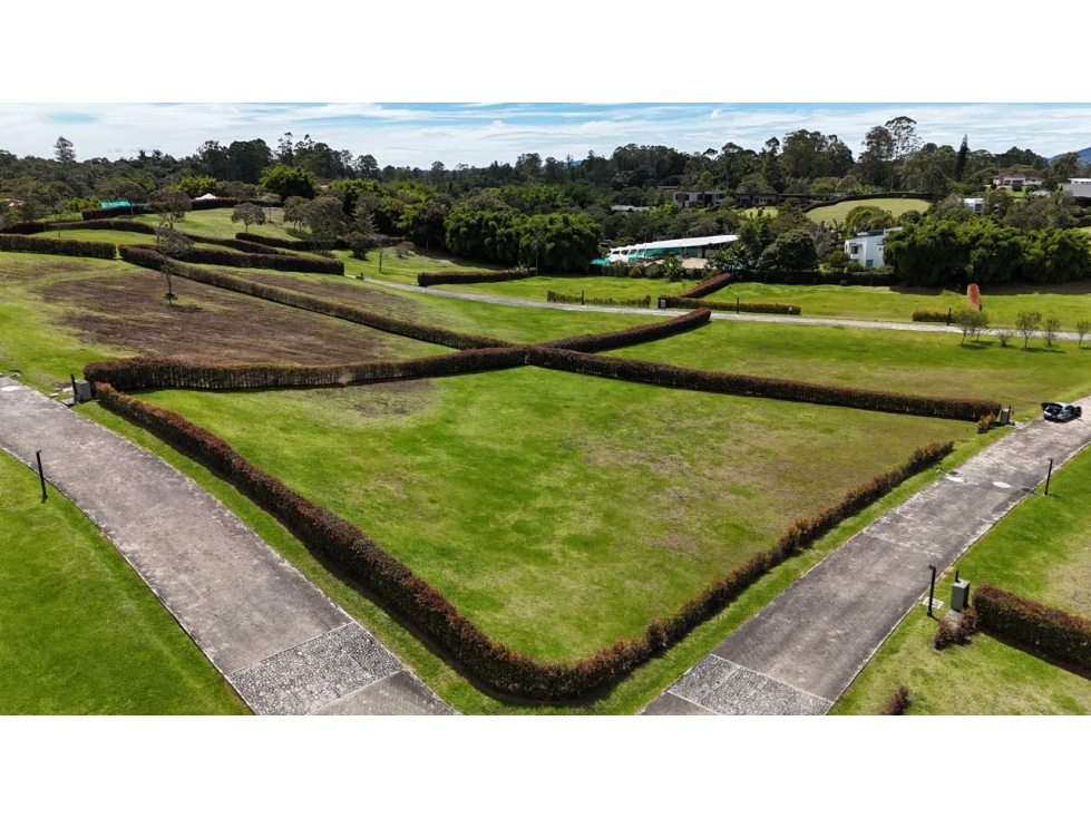 Hermoso lote en Llanogrande