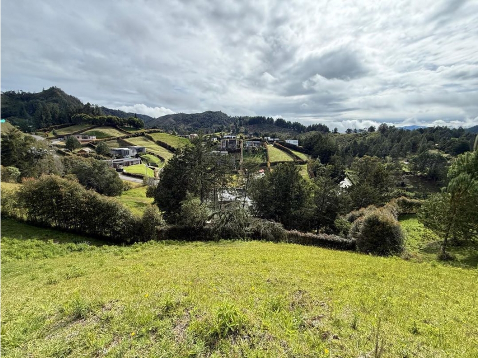 Hermoso lote en parcelación vía Don Diego La Ceja