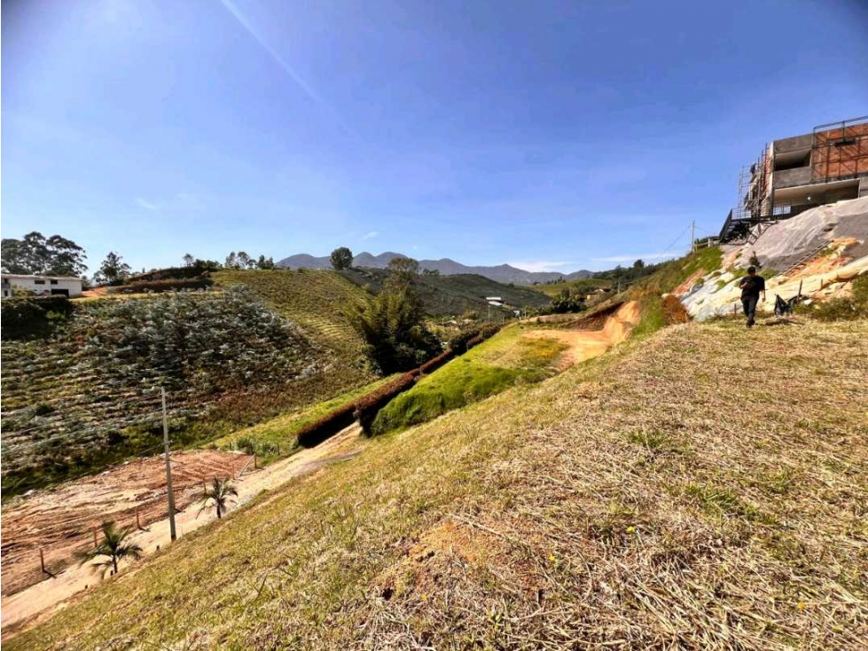 HERMOSO LOTE EN VENTA CON EXCELENTE UBICACION Y VISTA - EL CARMEN VIB. - 3
