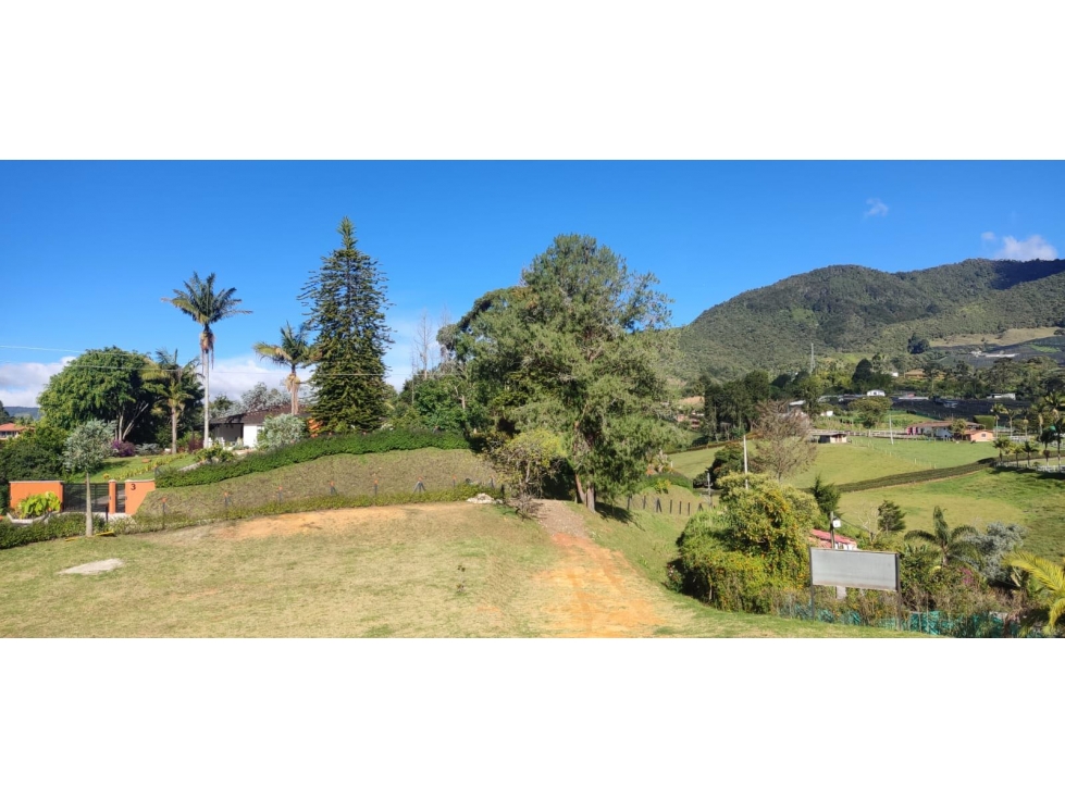 HERMOSO LOTE EN VENTA CON EXCELENTE UBICACIÓN Y VISTA EN EL CARMEN VIB — foto 2
