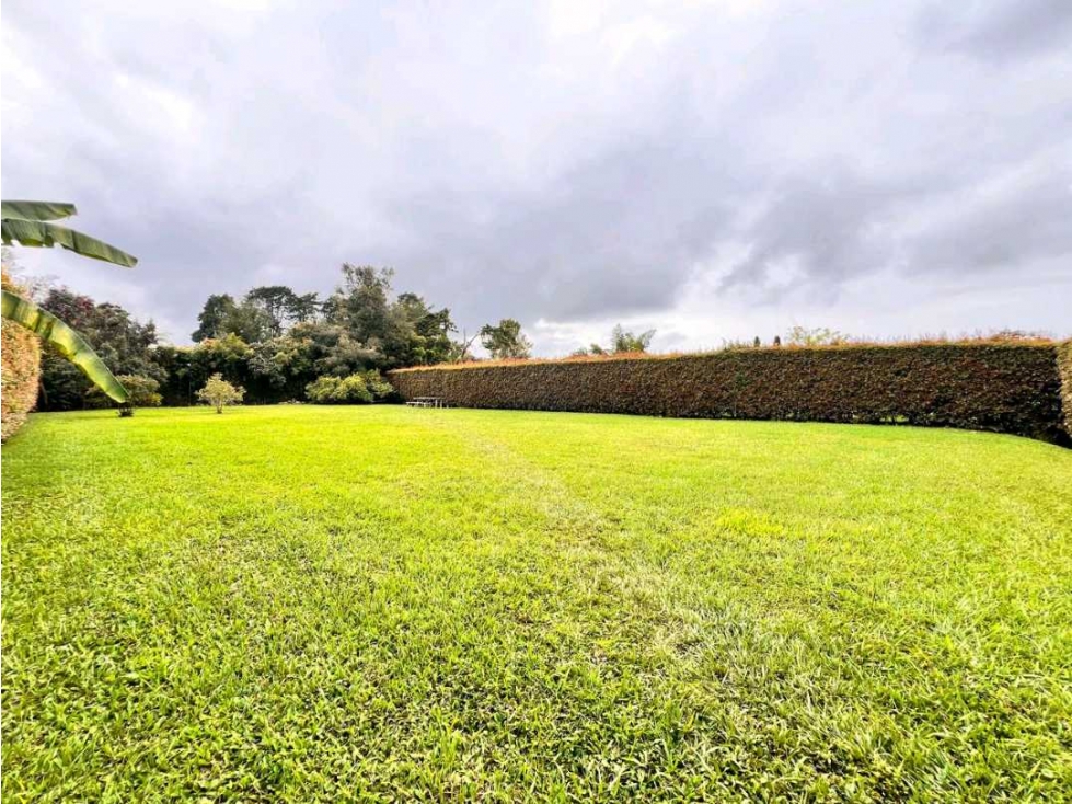 HERMOSO LOTE EN VENTA EN EXCLUSIVA PARCELACION EN LLANOGRANDE RIONEGRO