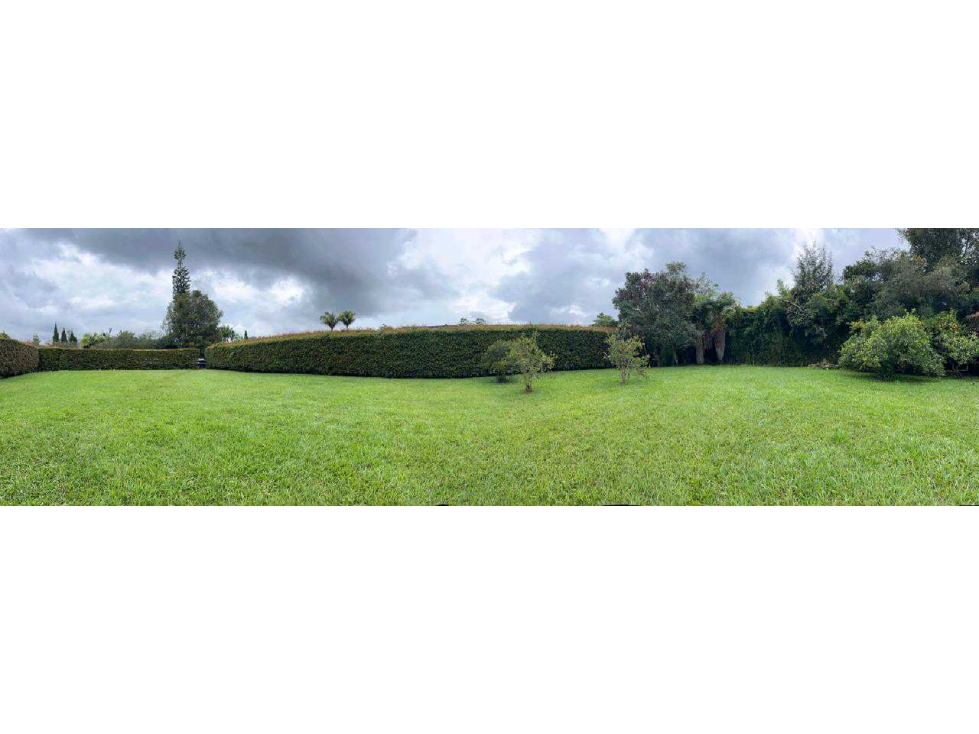 HERMOSO LOTE EN VENTA EN EXCLUSIVA PARCELACION EN LLANOGRANDE RIONEGRO — foto 2