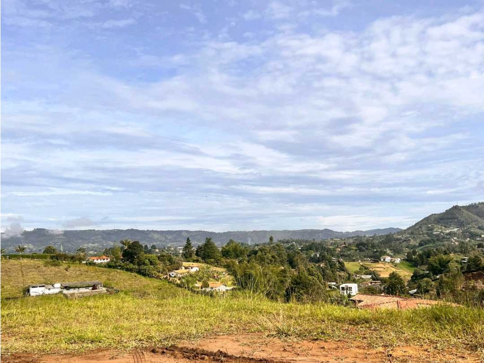 HERMOSO LOTE EN VENTA EN GUARNE ANTIOQUIA-Cerca a la Autopista. Ganga. — foto 2