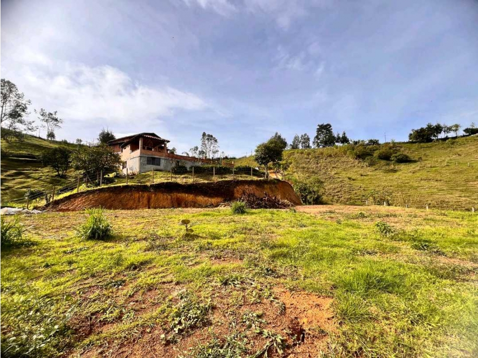 HERMOSO LOTE EN VENTA EN GUARNE ANTIOQUIA-Cerca a la Autopista. Ganga. — foto 3