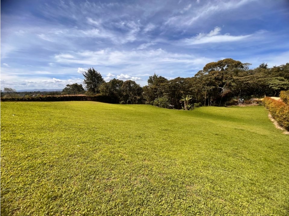HERMOSO LOTE ESQUINERO INDEPENDIENTE EN VENTA EN PARCELACIÓN. Ganga — foto 5
