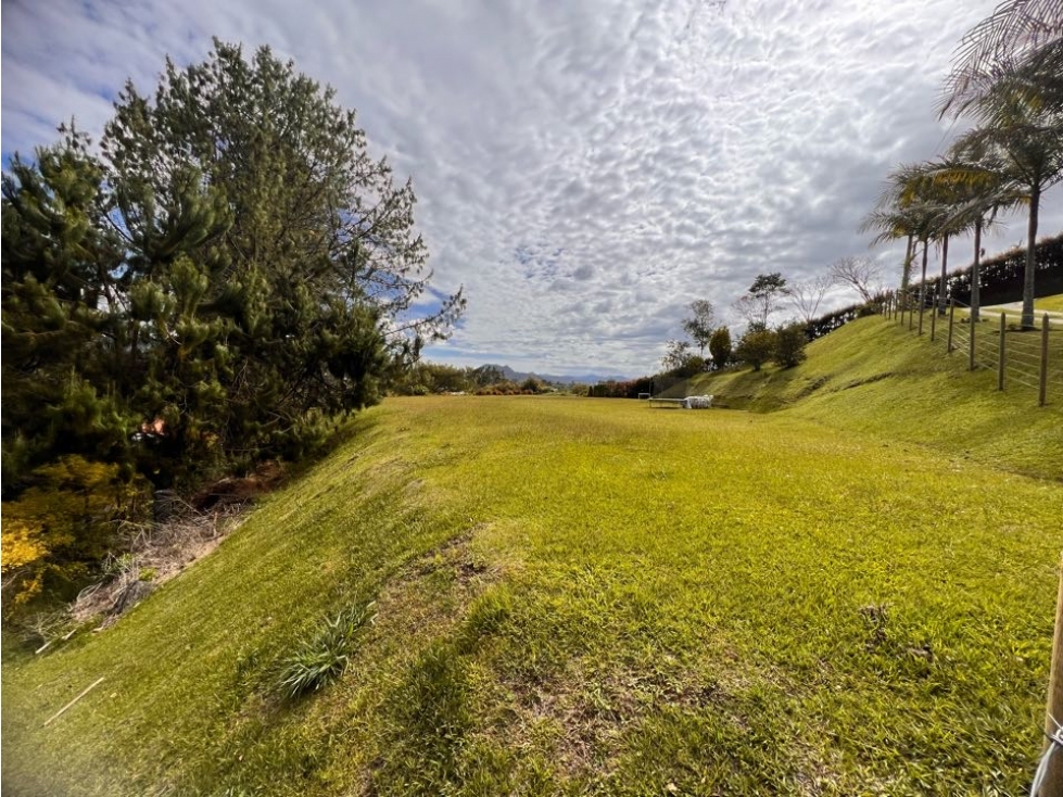 HERMOSO LOTE INDEPENDIENTE CON EXCELENTE UBICACIÓN EN EL CARMEN DE VÍB — foto 4