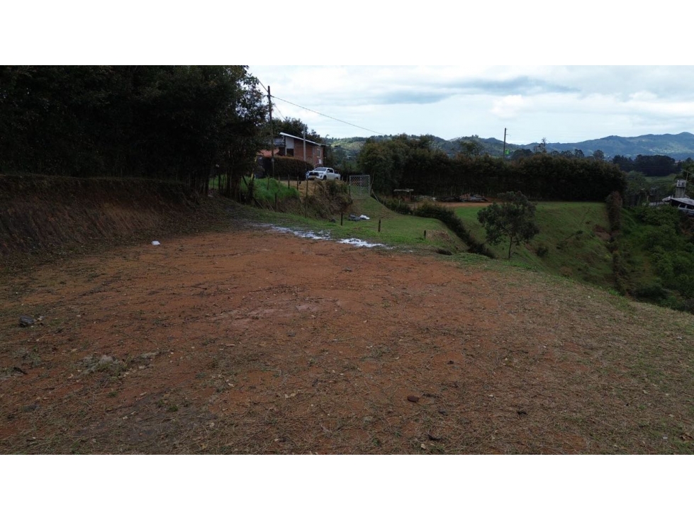 Hermoso lote independiente en Rionegro, vereda Cabeceras