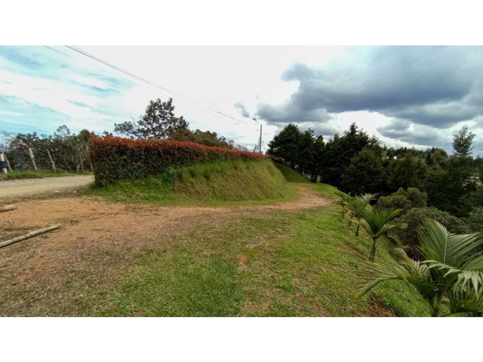 Hermoso lote independiente guarne vereda san José parte alta — foto 2