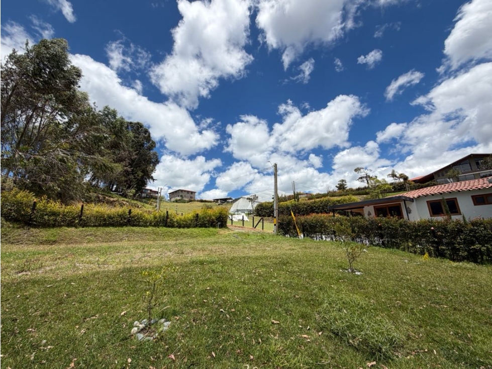 HERMOSO LOTES DE OPORTUNIDAD EN VENTA CON EXCELENTE UBICACIÓN ~ CARMEN — foto 2