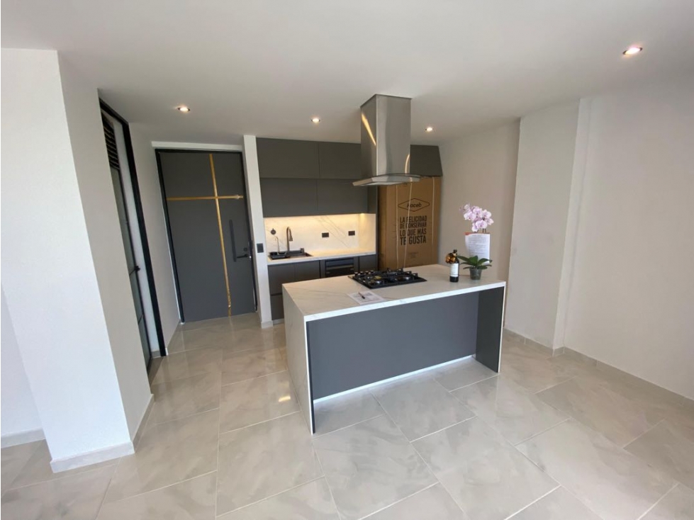 Hermoso nuevo. Oportunidad, venta en la Ceja. 75 metros. — foto 2