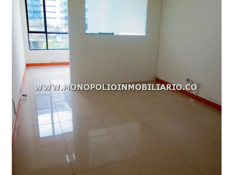 HERMOSO OFICINA EN ARRIENDO - SECTOR MILLA DE ORO COD: 15952