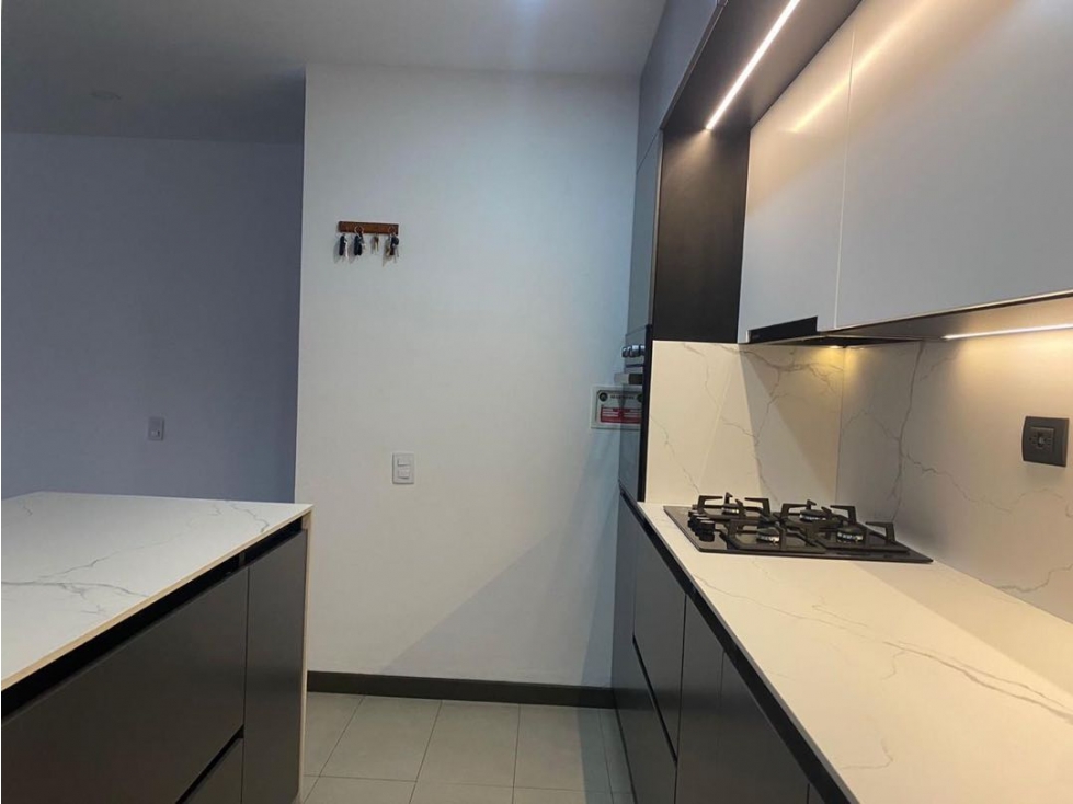 HERMOSO PENTHOUSE LOMA DEL ESMERALDAL ESPECTACULAR VISTA A LA CIUDAD — foto 4