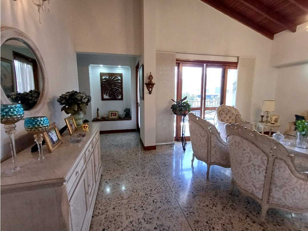 Apartamento tipo colonial. Súper vista. Cerro Nutibara. Piscina — foto 3