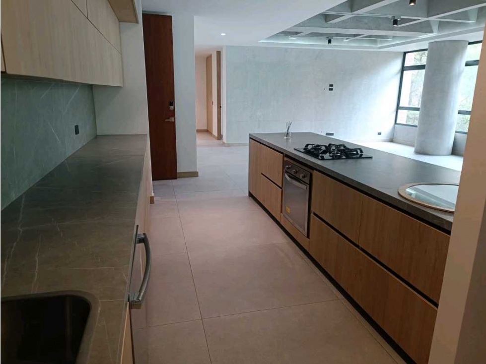 Hermoso y amplio Apartamento en el corazón de El Poblado — foto 4