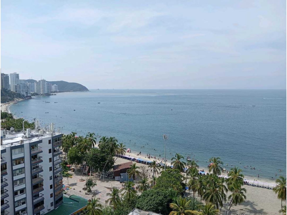Hermoso Y Amplio Apartamento Residencial Frente Al Mar En Santa Marta