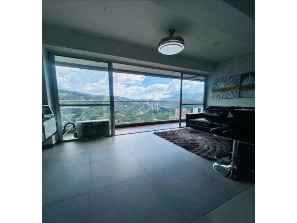HERMOSO.APARTAMENTO EN SABANETA LAS LOMITAS PISO ALTO LINDA VISTA — foto 2