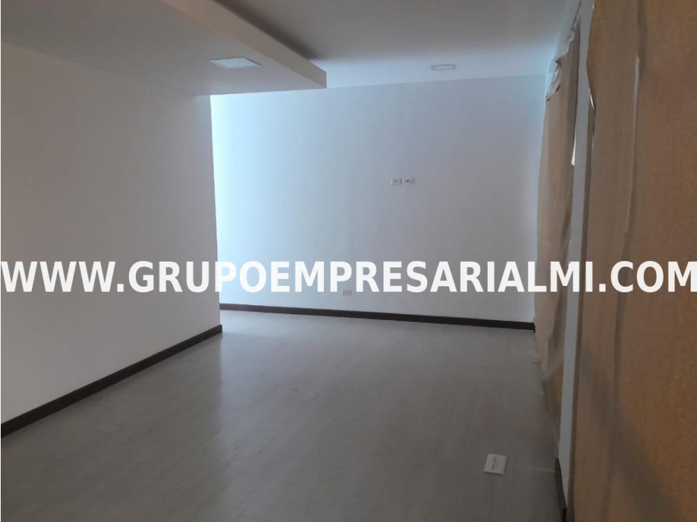 HERMOSOS LOCALES EN ARRIENDO - SECTOR MILLA DE ORO COD: 32027 — foto 3