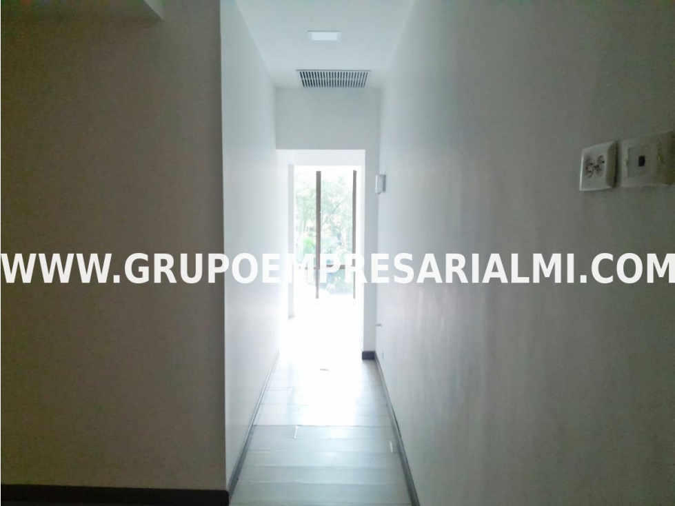 HERMOSOS LOCALES EN ARRIENDO - SECTOR MILLA DE ORO COD: 32027 — foto 4