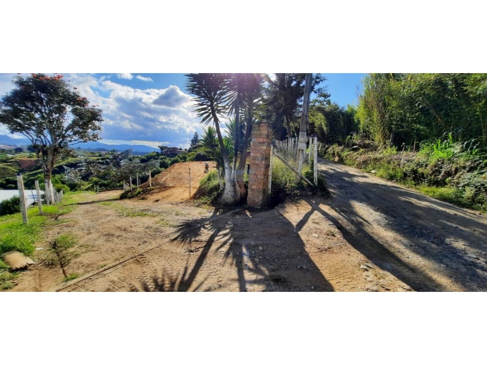 HERMOSOS LOTES EN PROINDIVISO EN VENTA CON LINDA VISTA Y UBICACIÓN — foto 3