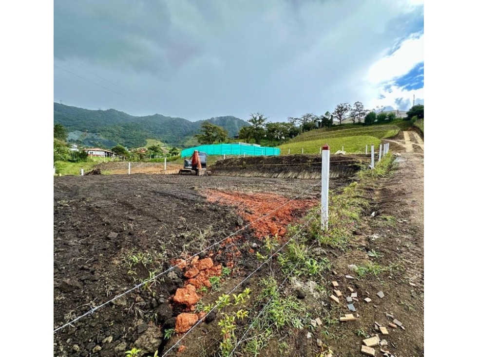 HERMOSOS LOTES EN VENTA EN PROINDIVISO CON EXCELENTE UBICACIÓN. — foto 2