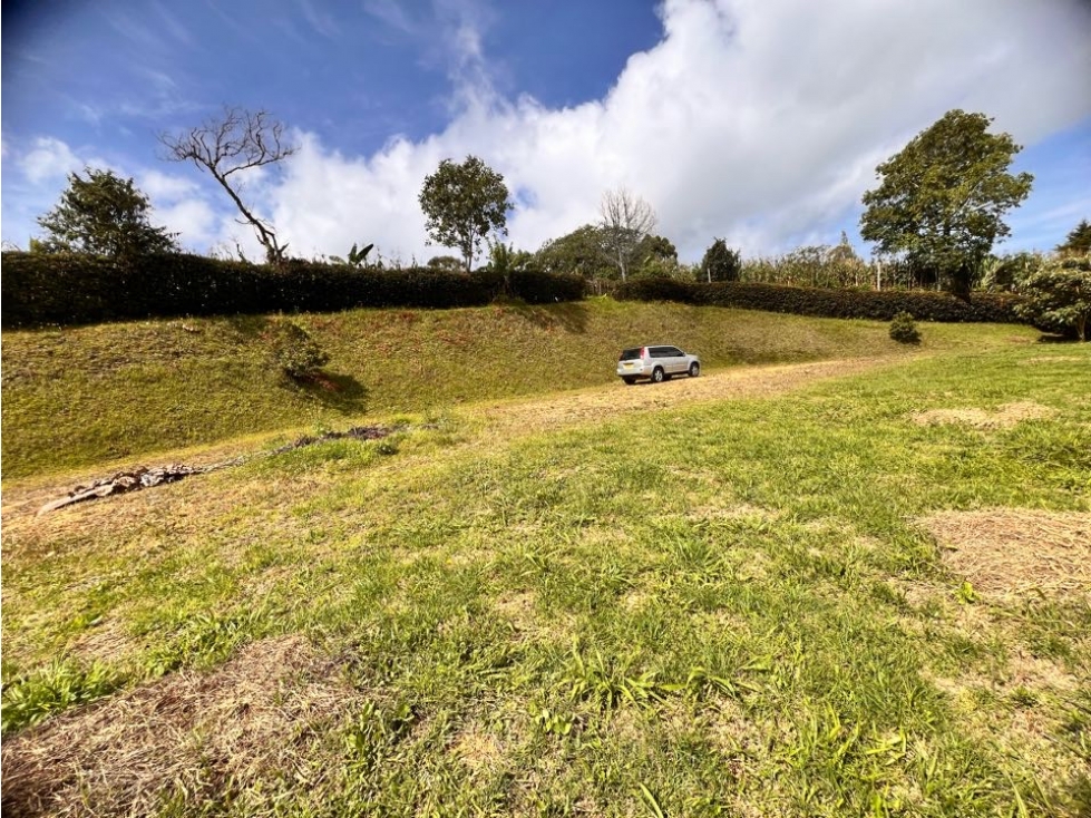 HERMOSOS LOTES PRIVADOS EN VENTA CON EXCELENTE UBICACIÓN Y VECINDARIO — foto 2