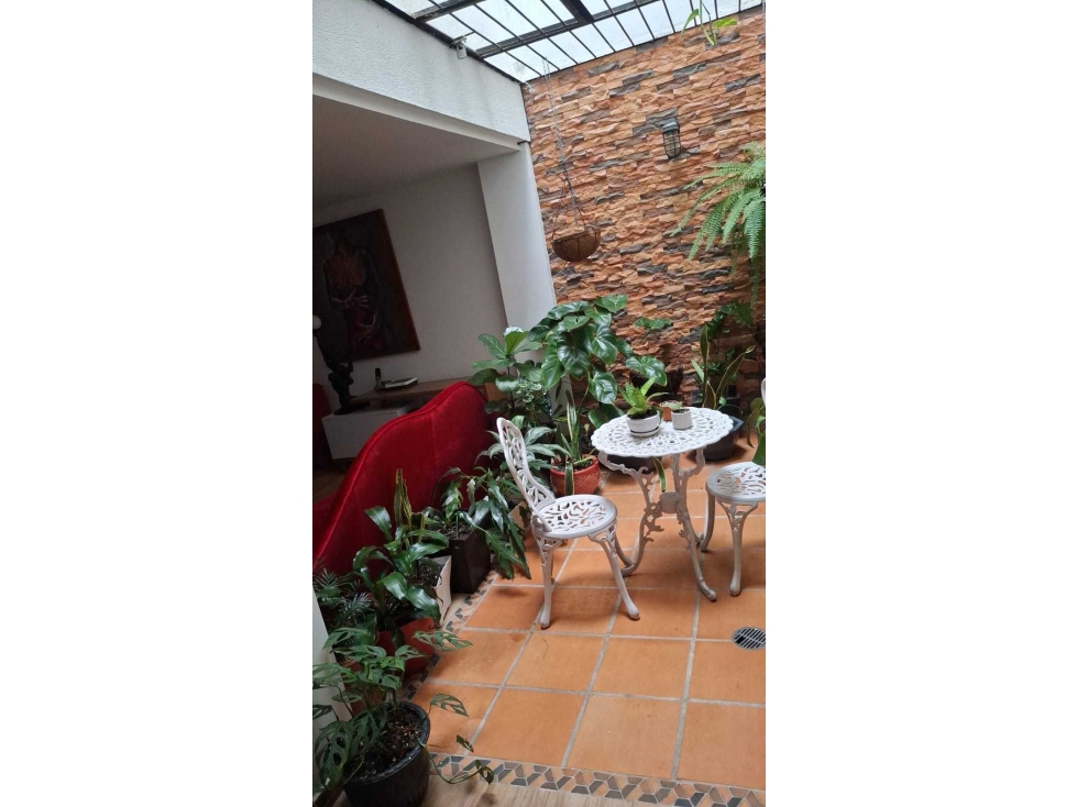 HERMOSA Y MODERNA CASA PISO1°-FRESCA-SAN JOAQUIN-$790MILLONES — foto 5