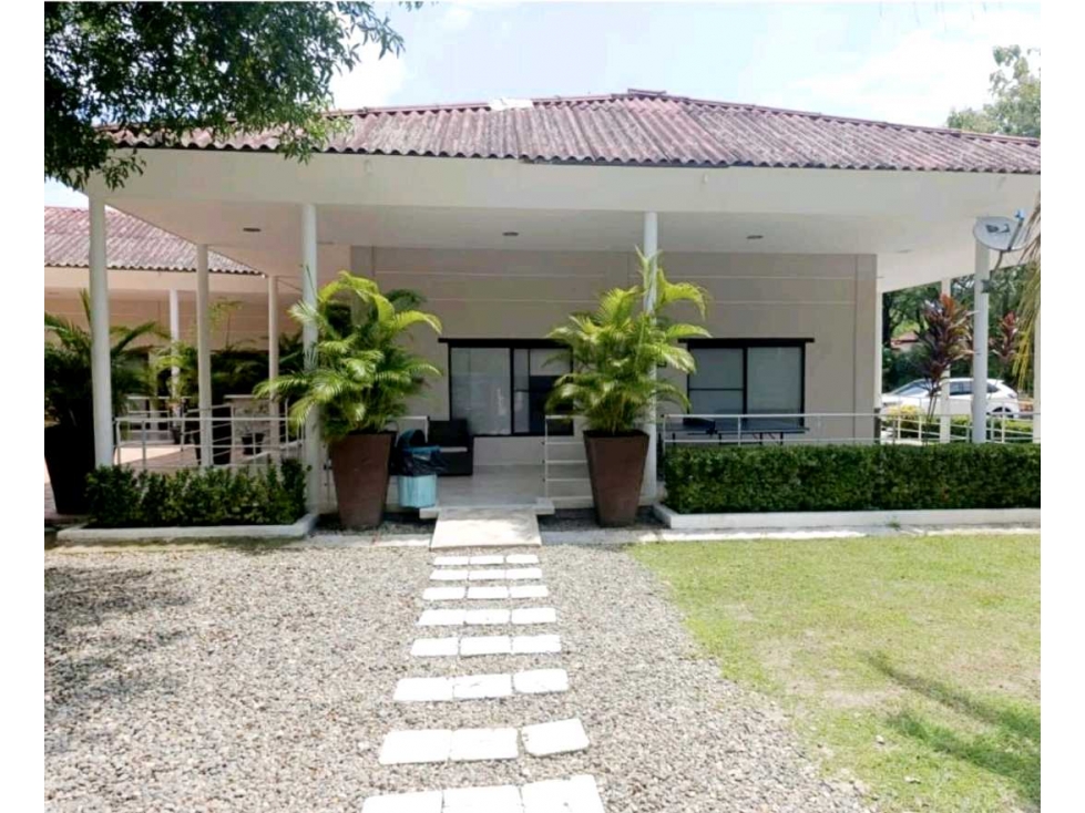 Finca Hotel en Venta via Girardot-Tocaima - 2