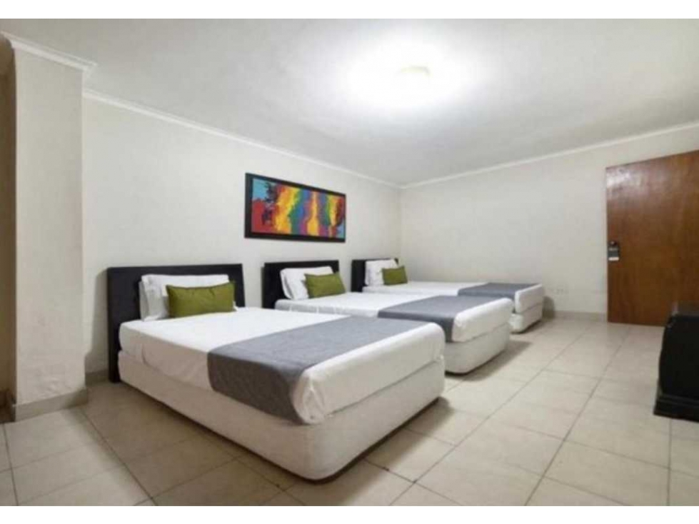 Hotel de 4 pisos esquinero con locales comerciales, barranquilla - 3