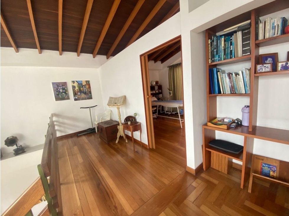 HREMOSO PENTHOUSE EN EL POBLADO LOMA DEL INDIO PISO ALTO LINDA VISTA — foto 5