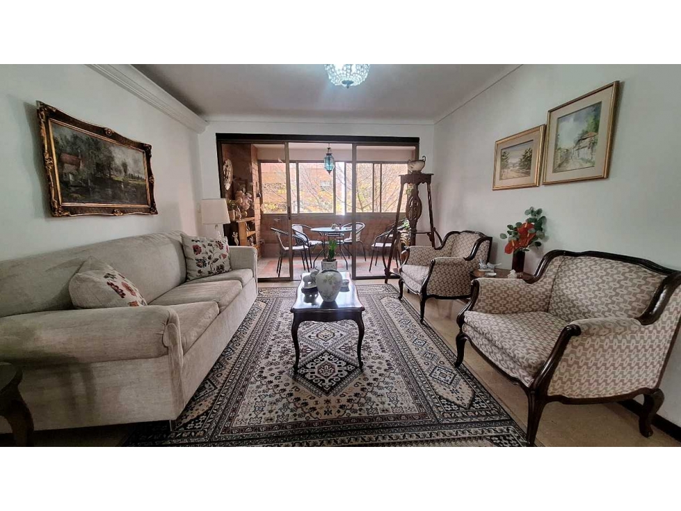 APTO PARA VENTA EN LAURELES - IGLESIA SANTA TERESITA, MEDELLIN — foto 2