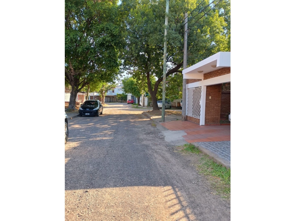 Impecable casa de 3 dormitorios, B° Jorge Newbery — foto 3