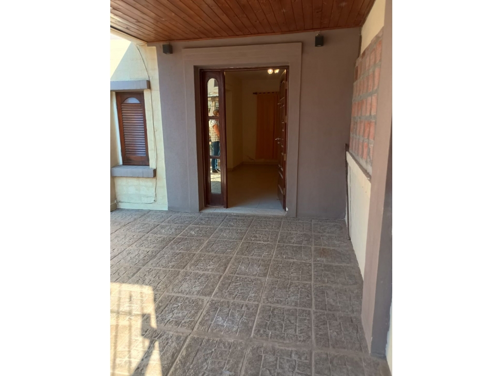 Impecable casa de 3 dormitorios, B° Jorge Newbery — foto 4