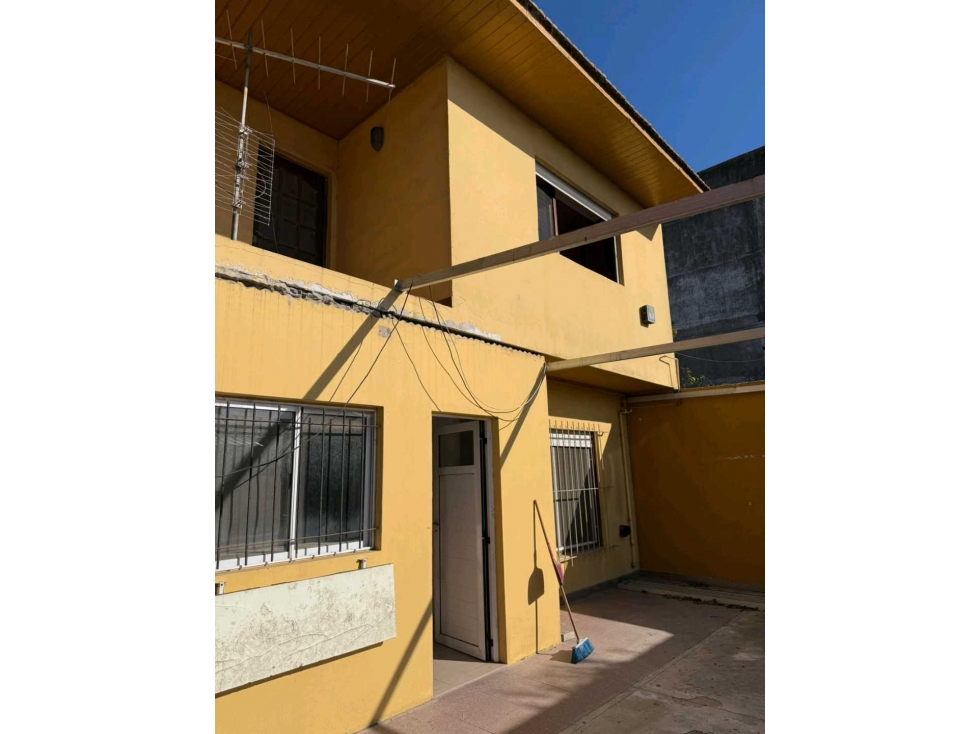 IMPORTANTE CASA EN BATAN ZONA COMERCIAL - 4