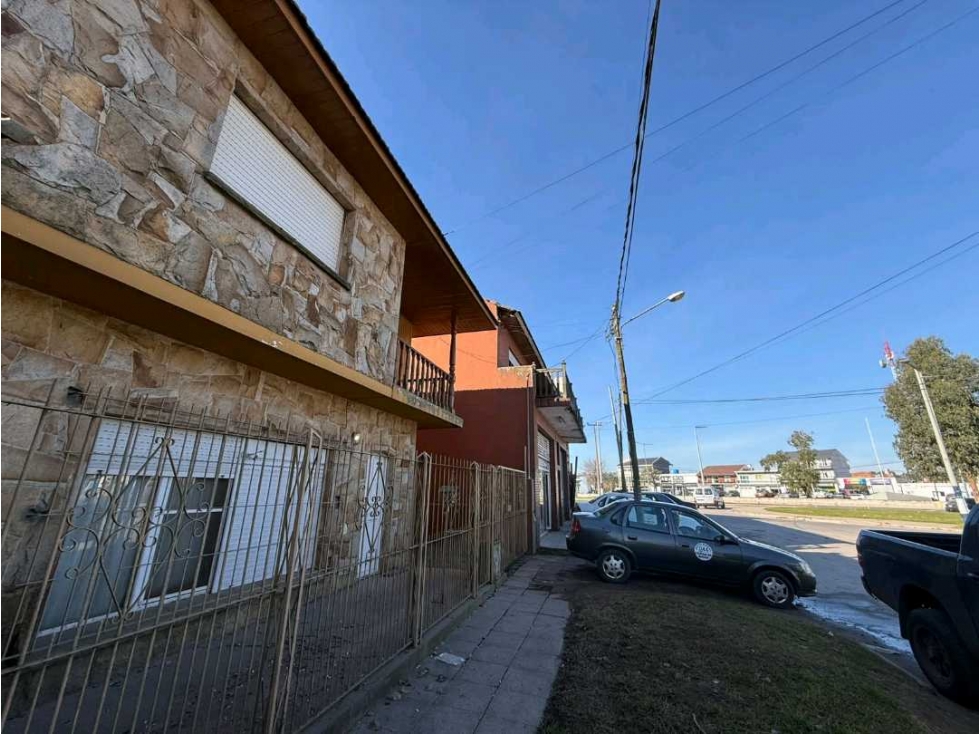 IMPORTANTE CASA EN BATAN ZONA COMERCIAL - 1