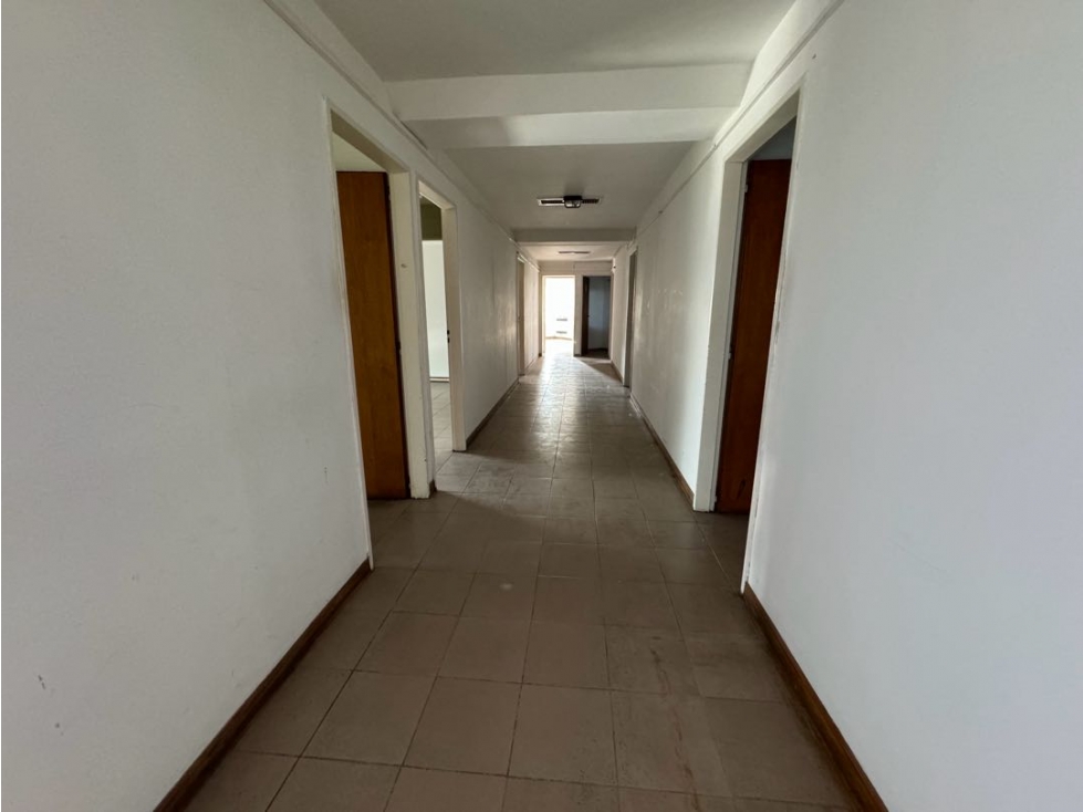 Importante edificio en venta - 4