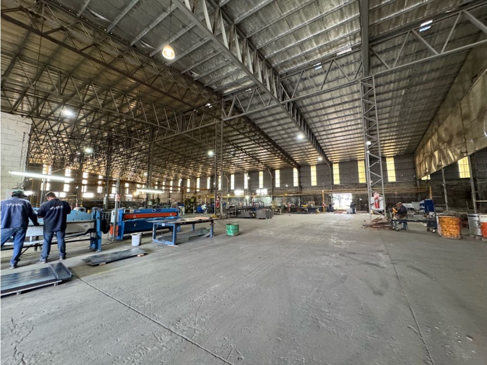 Nave industrial en alquiler sobre ruta panamericana, Campana - 5