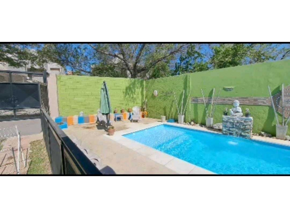 IMPORTANTE PROPIEDAD EN VENTA COSTA AZULCasa mas dpto.gran parque - 2