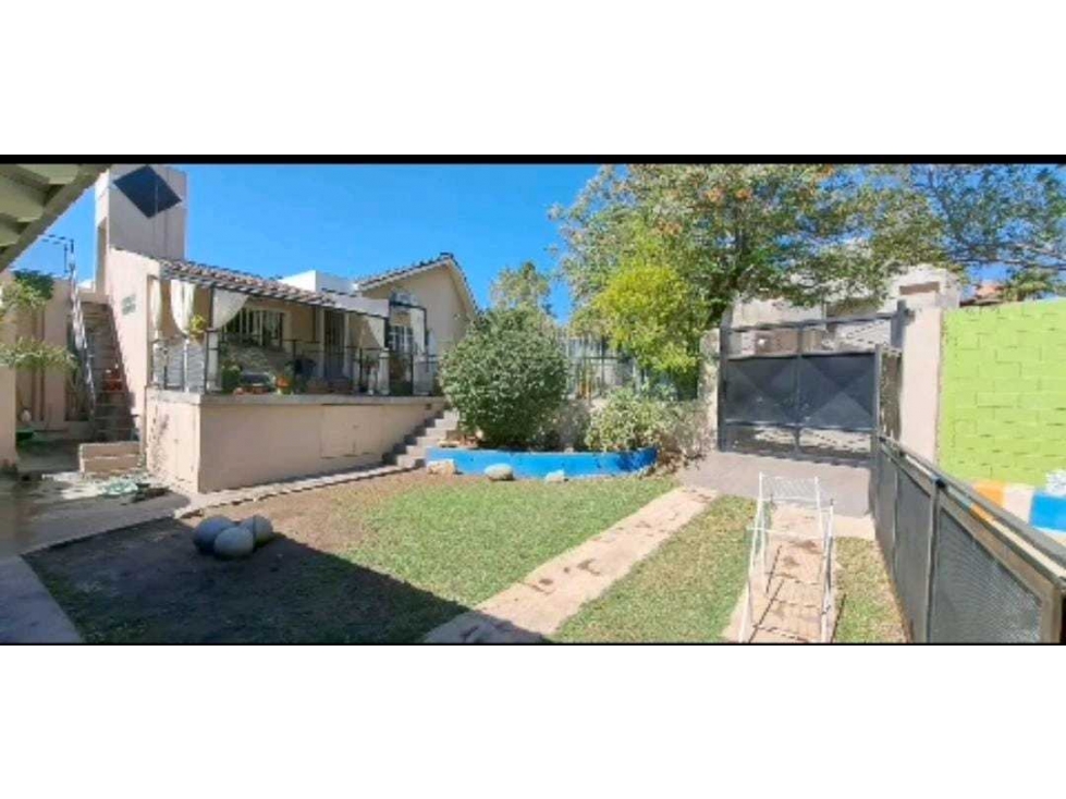 IMPORTANTE PROPIEDAD EN VENTA COSTA AZULCasa mas dpto.gran parque - 3