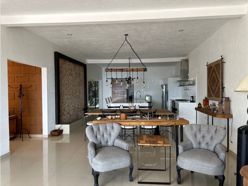 Increíble casa en venta con vista al lago de Tequesquitengo Morelos - 2